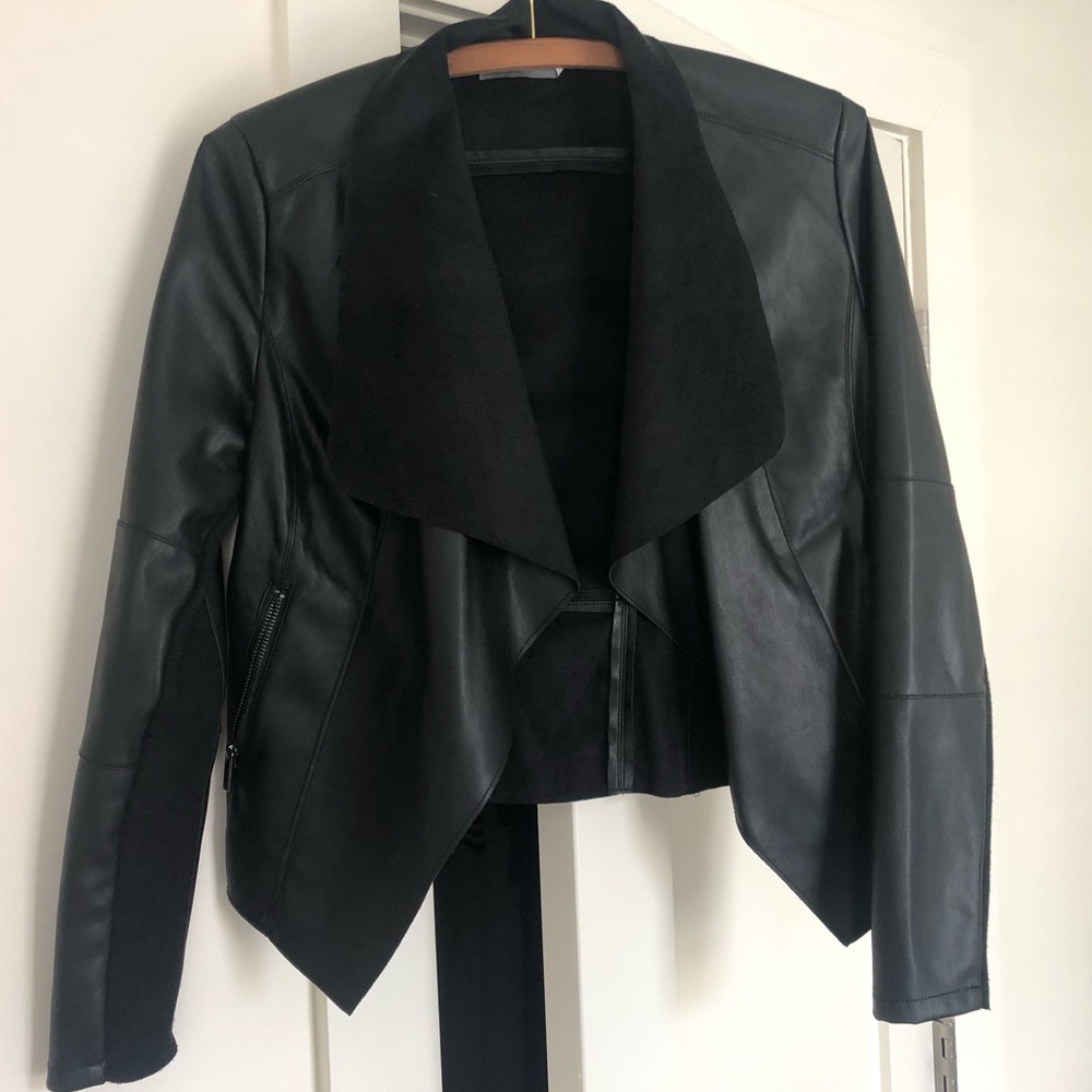 🚫SOLD🚫 Black Leather Jacket
